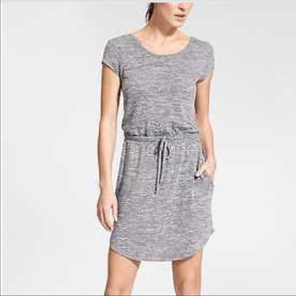 Athleta Pose Short Drawstring Waist Dress Grey